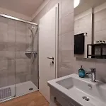 Experience The Loft! Loft 18, Downtown, Near The Free Parking Available *