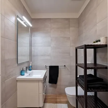 Experience The Loft! Loft 18, Downtown, Near The Free Parking Available