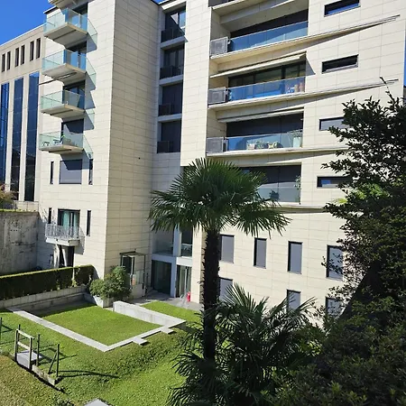 Experience The Loft! Loft 18, Downtown, Near The Free Parking Available Lägenhet